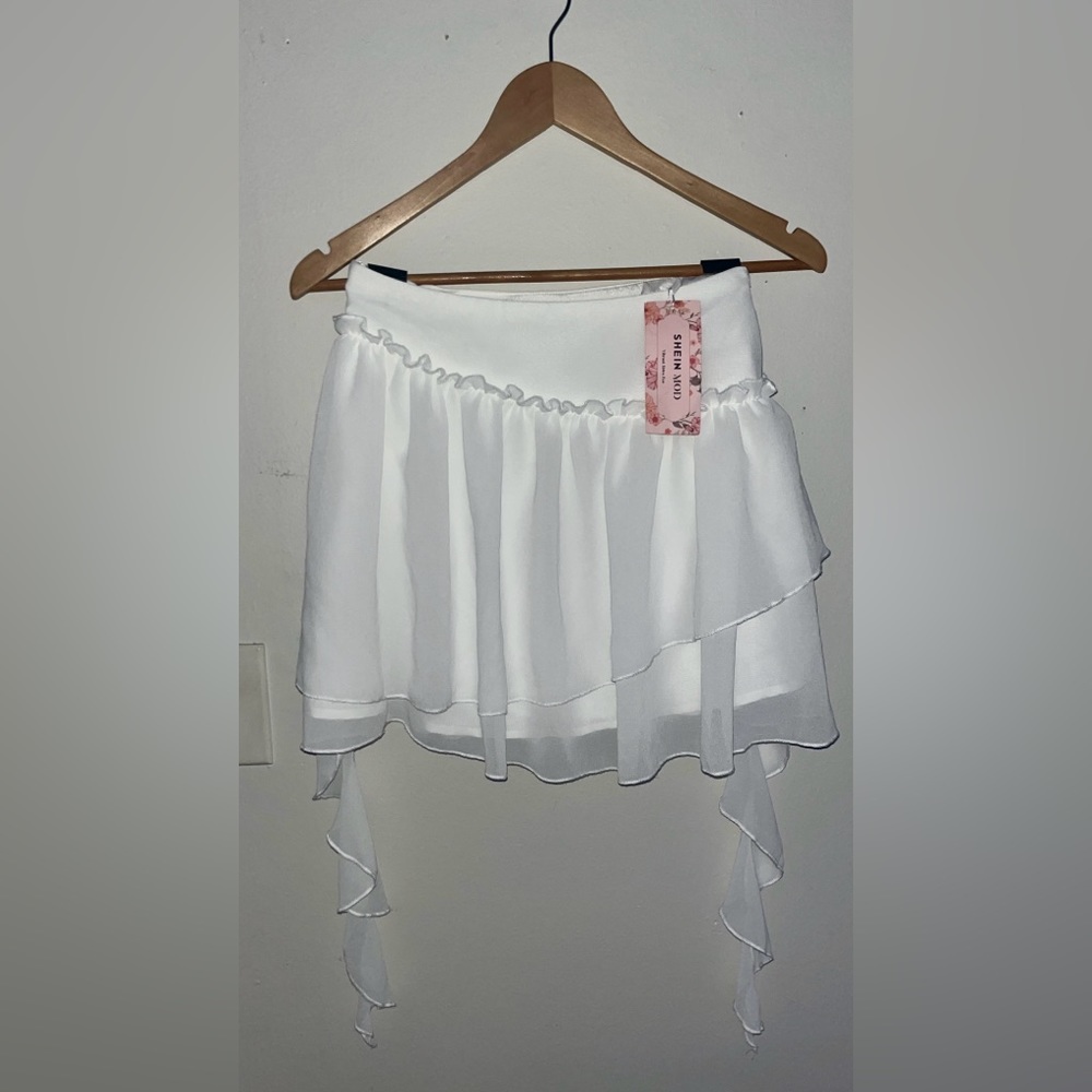 White Beach Skirt (S)